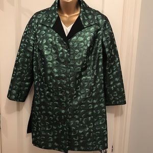 Carlisle silk-like long green patterned jacket